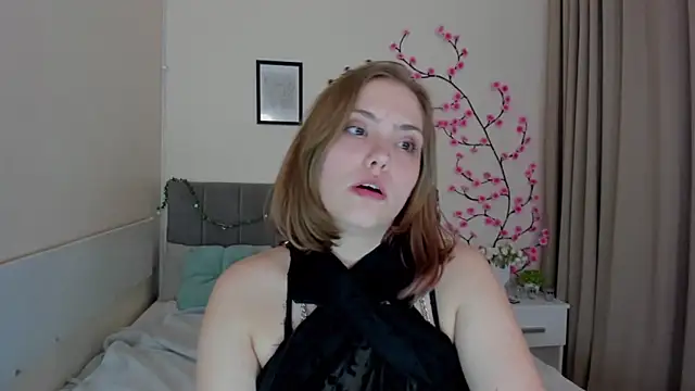 XXX chat uživo modela DellaRows