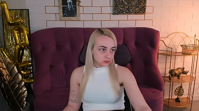 CarolMoor – Live XXX-chat