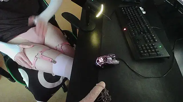 xfacelessfembxy Webcam Show