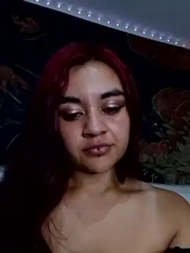 Dreamslucylu's Webcam Show