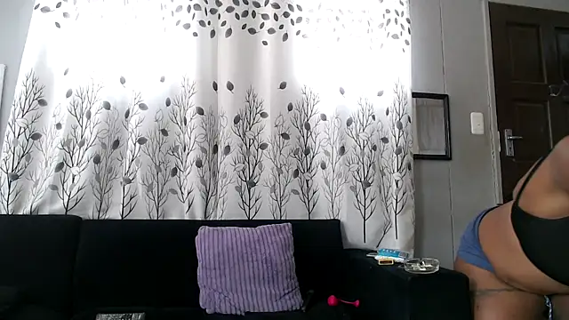 Chat XXX en directo de CancerGodessX