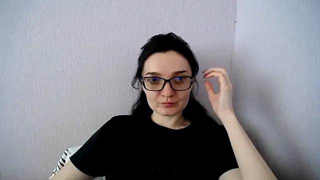 Shiny_gine Adlı Modelin Canlı XXX Sohbeti