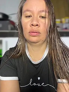 Chat +18 de Emiily_lee ao vivo