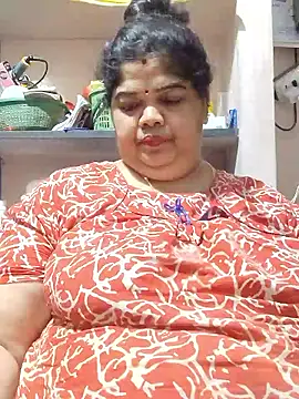 tamilthanushri's Live XXX Chat