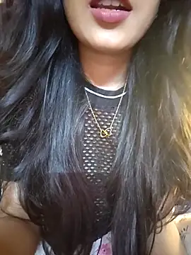 Rakhiii12's Live XXX Chat