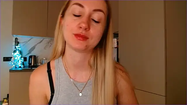 BluueSilk Live XXX-chat