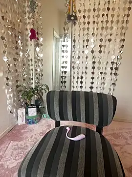 Chat XXX ao vivo de Yara-Lolii