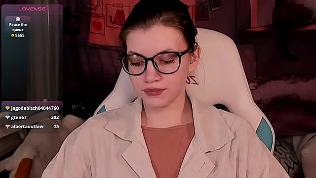 CathyAdams – Naživo XXX chat