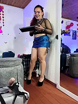 keila_j: онлайн-секс-чат