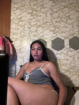 Pokazy przed kamerką – youryummybaby