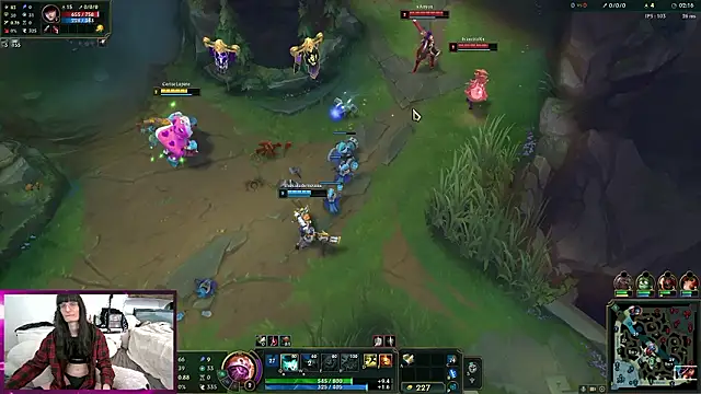 CeriseLapine webkamerás műsora