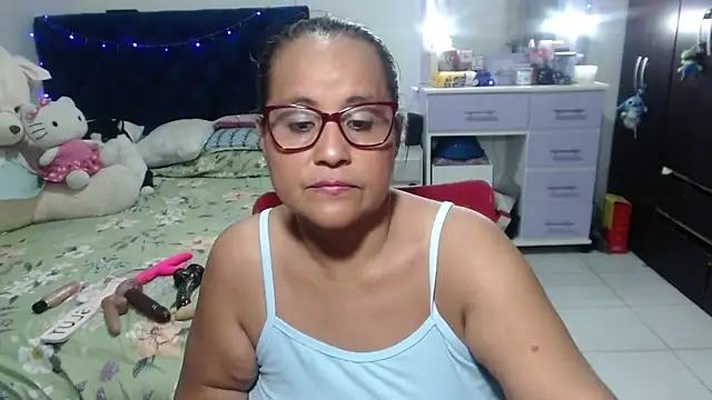 pervert_mommy_'s Live XXX Chat