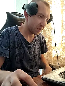 _uncle_Mitya-43_ Adlı Modelin Canlı XXX Sohbeti