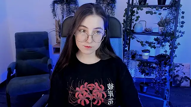 VirtuallVoyant 라이브 XXX 채팅