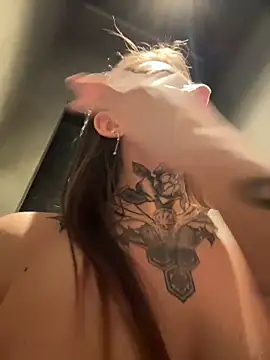 Chat XXX en directo de KishaMur