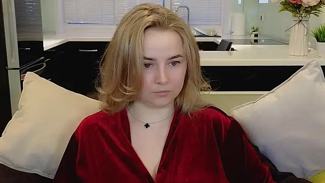 Mira_Mermayd: απευθείας συνομιλία ΧΧΧ