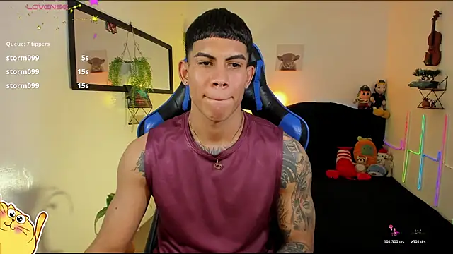 Damian_latinxxx 라이브 XXX 채팅