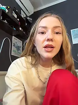 MilaMoone Chat XXX live