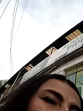 Naomy_Gomez_ Obrolan Langsung XXX