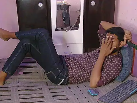 แชท XXX สดของ HotXKrish