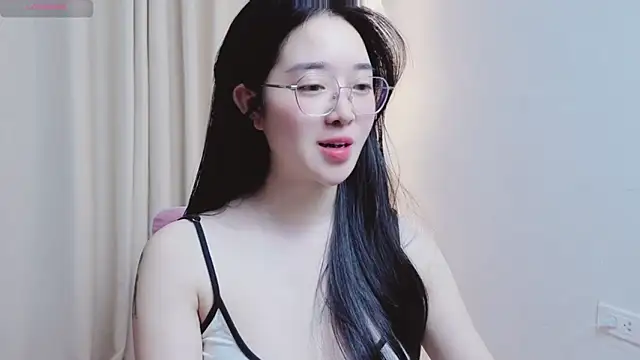 Miu-999 live XXX chat