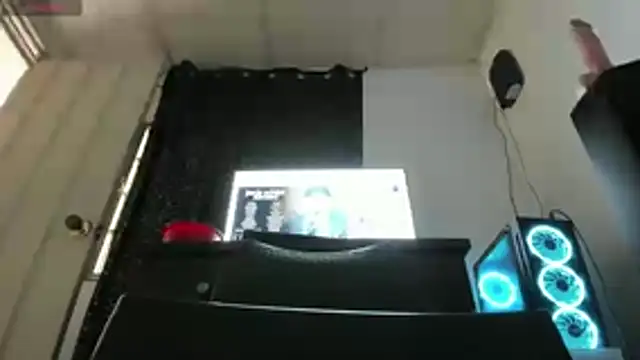 nickytabitch's Webcam Show