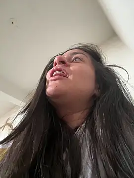 Вебкам-шоу Geovana_blan