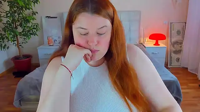 PolinaSalvatore live XXX chat