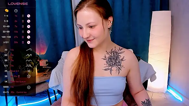 velvet_cherry_ Chat XXX in diretta