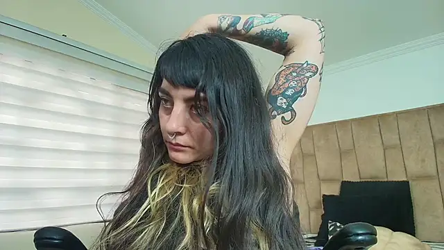 Chat XXX Live Naughty_Kittenm