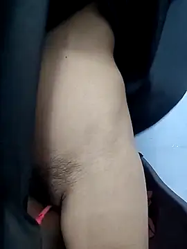 Noorkhatoon Pertunjukan Webcam