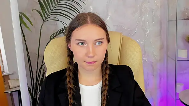 OliviaLang's Webcam Show