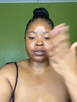 Chat XXX ao vivo de LunaCovenn