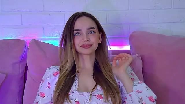 AnitaVenture Adlı Modelin Canlı XXX Sohbeti