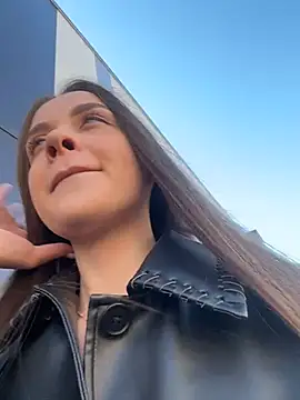 KristiRich Adlı Modelin Canlı XXX Sohbeti