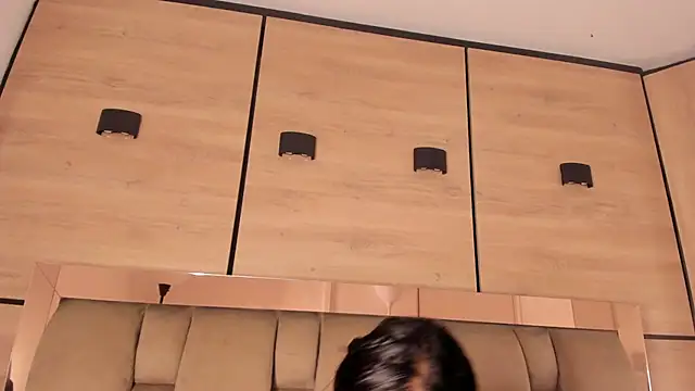 Chat +18 de karol_lewiss ao vivo