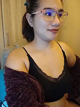 Kissy07 élő XXX-chatje