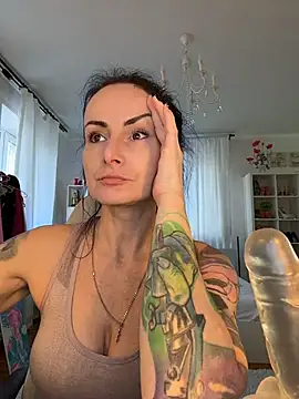 AnnaMaria- – Live XXX-chat