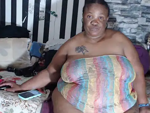 BigHotMatureXx Live XXX-chat