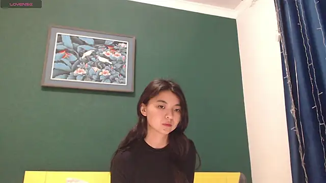 Shy_Kira's Live XXX Chat