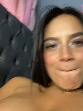 Emily_sharlot 现场XXX聊天