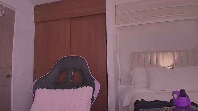 ArianaReynoldss Live XXX-chat