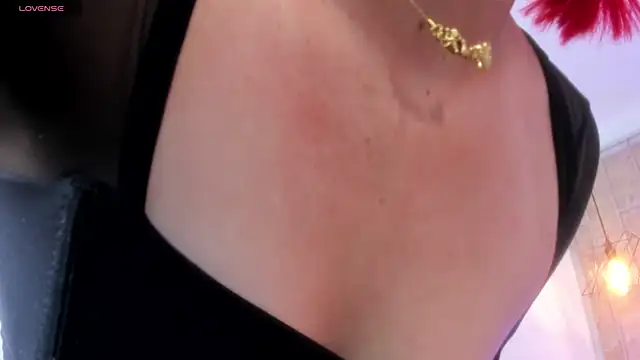 Venuss1_: онлайн-секс-чат