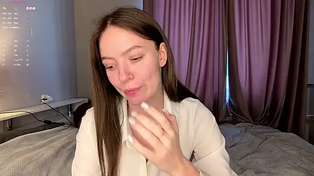 SilverGalen Adlı Modelin Canlı XXX Sohbeti