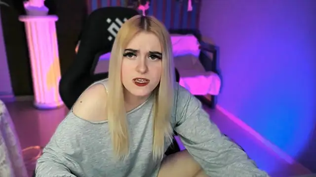 Stef_Nicks 即時 XXX 聊天