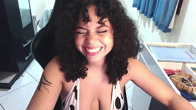 sweetamy326 即時 XXX 聊天