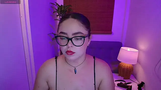 Emmy_peach1: онлайн-секс-чат