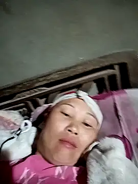 kalara_kail Adlı Modelin Canlı XXX Sohbeti