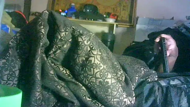 Chat +18 de GUAPAN3S3_FIR3 ao vivo