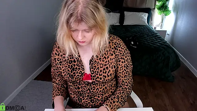 luna_c0ra Chat XXX live